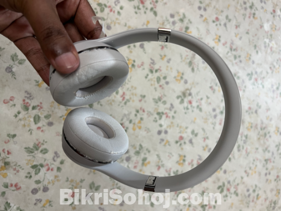 Beats Solo 3 Headphones